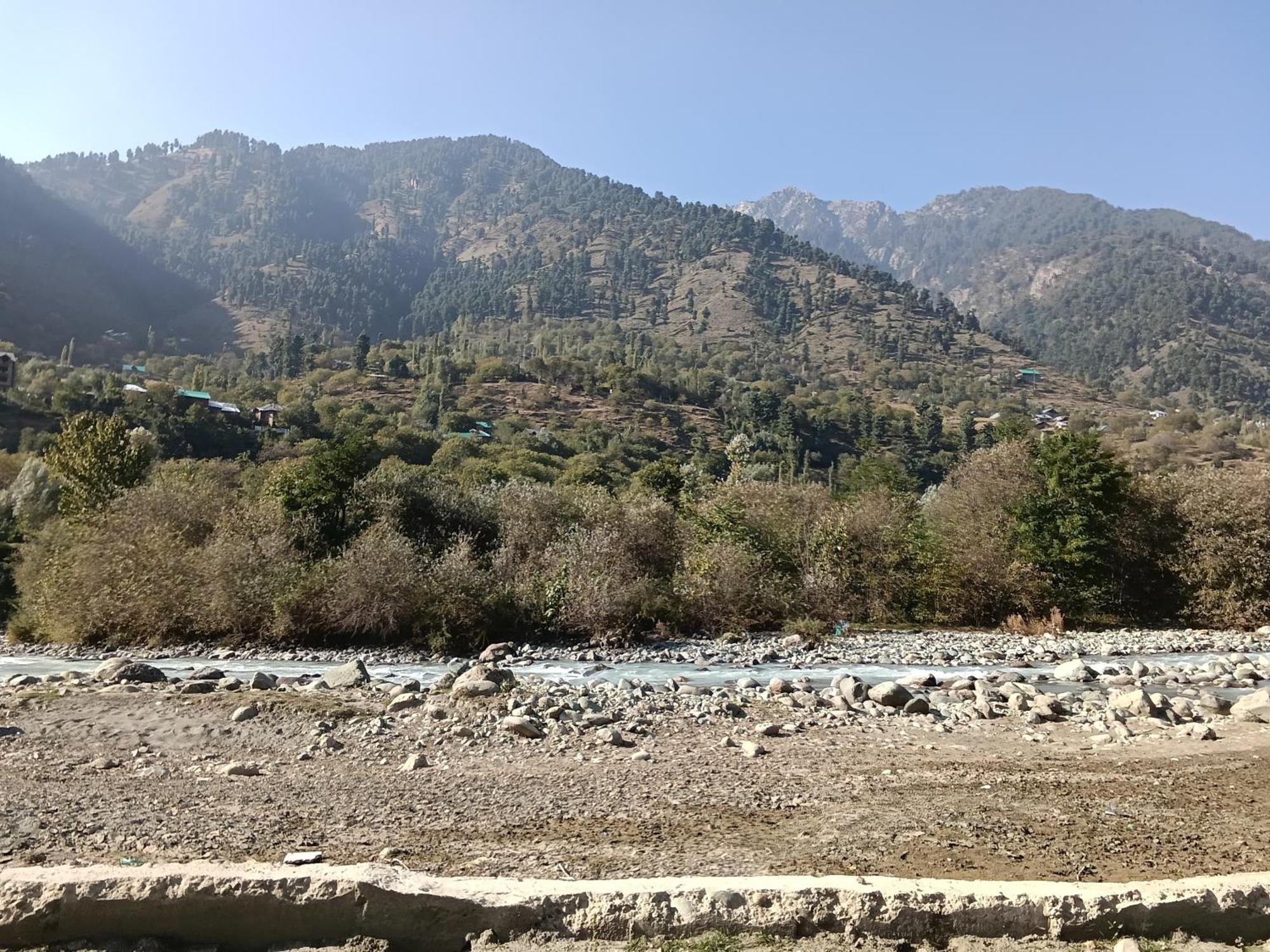 River-Scape Anantnag Exterior photo